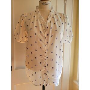 Velvet‎ Heart Women's SZ MED White SS Rayon Ruffle Blouse w/ Blue Flowers
